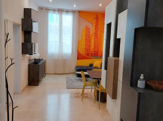 2towers House_centro Storico Di Lägenhet